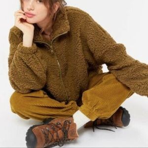 URBAN OUTFITTERS | Willow Fuzzy Drawstring Teddy Jacket (Olive Brown)